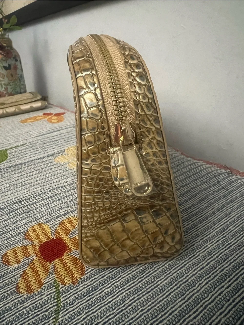 Brahmin structured croc